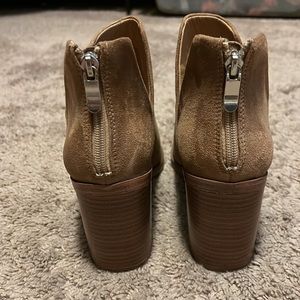 Booties, color tan, size 7.5